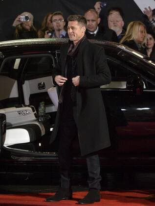 November 21, 2016 - London, London, UK - London, UK. Actor BRAD PITT arrives at the Allied UK film premiere at Odeon Leicester Square, London. The film follows two assassins who fall in love during a mission to kill a Nazi official during World War II. London UK  - ZUMAl94_ 20161121_zaf_l94_026