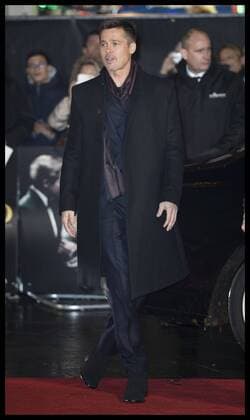 . 21 11 2016. London, United Kingdom. Brad Pitt arriving at the Allied premiere in London.  xStephenxLockx xi-Imagesx IIM-13853-0064