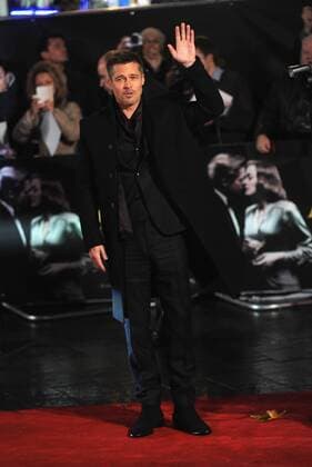 November 21, 2016 - London, England, United Kingdom - Brad Pitt attends the UK Premiere of Allied at Odeon Leciester Square. London United Kingdom - ZUMAs147 20161121_zap_s147_012