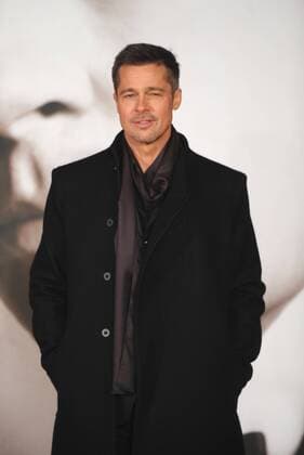 November 21, 2016 - London, England, United Kingdom - Brad Pitt attends the UK Premiere of Allied at Odeon Leciester Square. London United Kingdom - ZUMAs147 20161121_zap_s147_044