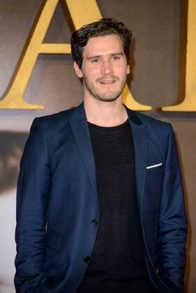 . 21 11 2016. London, United Kingdom. Raphael Desprez arrives at the Allied UK Film Premiere. Odeon, Leicester Square.  xChrisxJosephx xi-Imagesx IIM-13858-0002