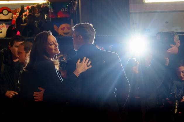 . 21 11 2016. London, United Kingdom. Brad Pitt and Marion Cotillard arrive at the Allied UK Film Premiere. Odeon, Leicester Square.  xChrisxJosephx xi-Imagesx IIM-13858-0005