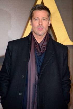 . 21 11 2016. London, United Kingdom. Guest arrives at the Allied UK Film Premiere. Odeon, Leicester Square.  xChrisxJosephx xi-Imagesx IIM-13858-0050