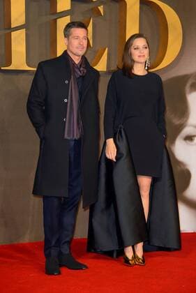 . 21 11 2016. London, United Kingdom. Brad Pitt and Marion Cotillard arrive at the Allied UK Film Premiere. Odeon, Leicester Square.  xChrisxJosephx xi-Imagesx IIM-13858-0062