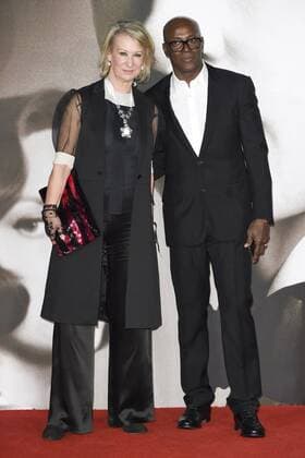 Joanna Johnston mit Begleitung bei der Premiere des Kinofilms Allied: Vertraute Fremde im Odeon Leicester Square. London, 21.11.2016 Joanna Johnston mit Begleitung  Foto:xS.xVasx xFuturexImage