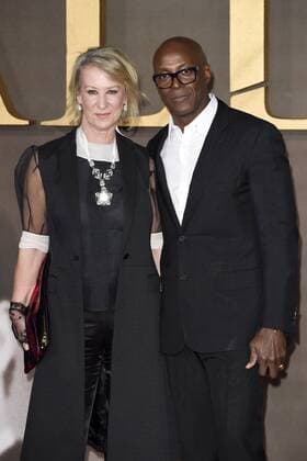Joanna Johnston mit Begleitung bei der Premiere des Kinofilms Allied: Vertraute Fremde im Odeon Leicester Square. London, 21.11.2016 Joanna Johnston mit Begleitung  Foto:xS.xVasx xFuturexImage