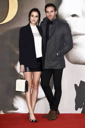 Lucy Watson und James Dunmore bei der Premiere des Kinofilms Allied: Vertraute Fremde im Odeon Leicester Square. London, 21.11.2016 Lucy Watson, James Dunmore  Foto:xS.xVasx xFuturexImage