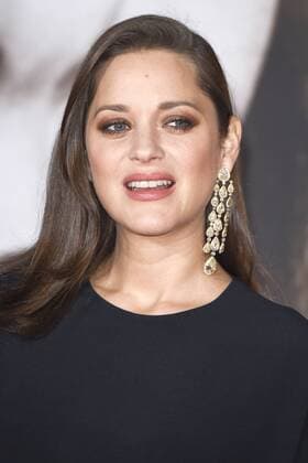 Marion Cottilard bei der Premiere des Kinofilms Allied: Vertraute Fremde im Odeon Leicester Square. London, 21.11.2016 Marion Cottilard  Foto:xS.xVasx xFuturexImage