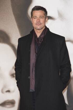 Brad Pitt, Allied Premiere, London, UK London, UK. 21 November 2016. American actor Brad Pitt attends the UK premiere of Allied, the World War II romantic thriller film, directed by Robert Zemeckis starring Brad Pitt and Marion Cotillard.