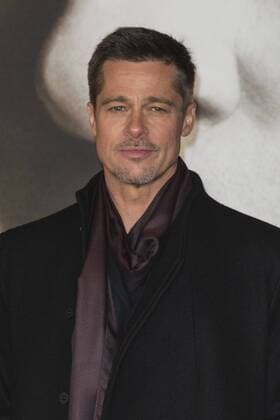 Brad Pitt, Allied Premiere, London, UK London, UK. 21 November 2016. American actor Brad Pitt attends the UK premiere of Allied, the World War II romantic thriller film, directed by Robert Zemeckis starring Brad Pitt and Marion Cotillard.