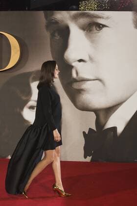 Brad Pitt, Allied Premiere, London, UK London, UK. 21 November 2016. French actress Marion Cotillard attends the UK premiere of Allied, the World War II romantic thriller film, directed by Robert Zemeckis starring Brad Pitt and Marion Cotillard.