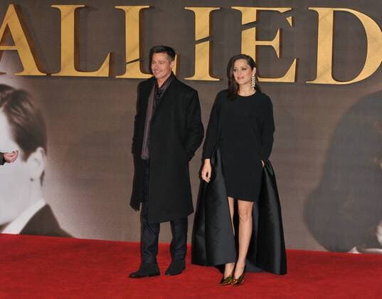 Allied UK film premiere London, UK. Brad Pitt and Marion Cotillard at the Allied UK film premiere, Odeon Leicester Square cinema, Leicester Square, London, England, UK, on Monday 21 November 2016. LMK315-61301-221116 