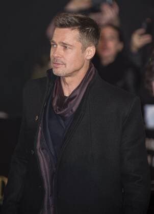 Allied UK film premiere London, UK. Brad Pitt at the Allied UK film premiere, Odeon Leicester Square cinema, Leicester Square, London, England, UK, on Monday 21 November 2016. LMK368-61302-221116 