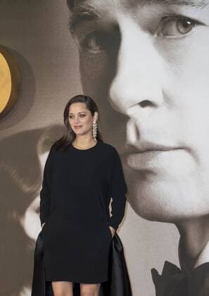 Allied UK film premiere London, UK. Marion Cotillard at the Allied UK film premiere, Odeon Leicester Square cinema, Leicester Square, London, England, UK, on Monday 21 November 2016. LMK368-61302-221116 