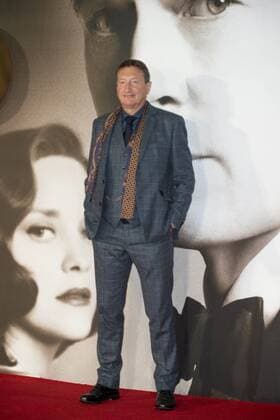 Allied UK film premiere London, UK. Steven Knight at the Allied UK film premiere, Odeon Leicester Square cinema, Leicester Square, London, England, UK, on Monday 21 November 2016. LMK368-61302-221116 