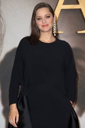 Marion Cotillard attends the UK Premiere of Allied at the Odeon, Leicester Square, London. NOVEMBER 21st 2016  MISx163613