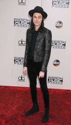 November 20, 2016 - Los Angeles, California, United States - November 20th 2016 - Los Angeles California USA - JAMES BAY at the 2016 American Music Awards held at the Microsoft Theater, Los Angeles CA Los Angeles United States - ZUMAf05_ 20161120_zaf_f05_108