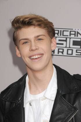 November 20, 2016 - Los Angeles, California, United States - November 20th 2016 - Los Angeles California USA - Actor AIDAN ALEXANDER at the 2016 American Music Awards held at the Microsoft Theater, Los Angeles CA Los Angeles United States - ZUMAf05_ 20161120_zaf_f05_110