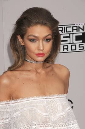 November 20, 2016 - Los Angeles, California, United States - November 20th 2016 - Los Angeles California USA - Model GIGI HADID at the 2016 American Music Awards held at the Microsoft Theater, Los Angeles CA Los Angeles United States - ZUMAf05_ 20161120_zaf_f05_111