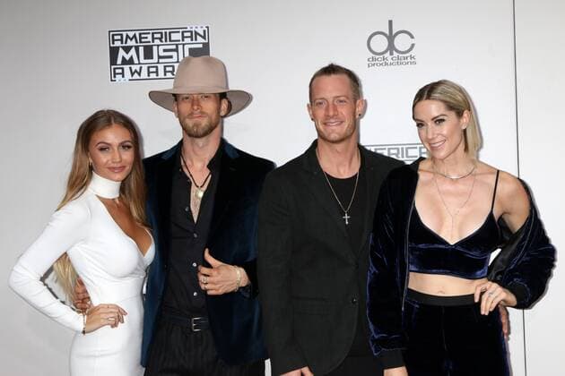 LOS ANGELES - NOV 20: Hayley Stommel Hubbard, Tyler Hubbard, Brian Kelley, Brittney Marie Cole Kelley at the 2016 American Music Awards at Microsoft Theater on November 20, 2016 in Los Angeles, CA  Copyright: xKathyxHutchinsx xIPAx