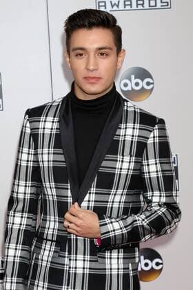 LOS ANGELES - NOV 20: Gabriel Conte at the 2016 American Music Awards at Microsoft Theater on November 20, 2016 in Los Angeles, CA  Copyright: xKathyxHutchinsx xIPAx