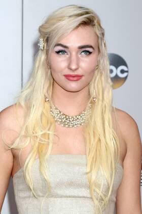 LOS ANGELES - NOV 20: Maty Noyes at the 2016 American Music Awards at Microsoft Theater on November 20, 2016 in Los Angeles, CA  Copyright: xKathyxHutchinsx xIPAx