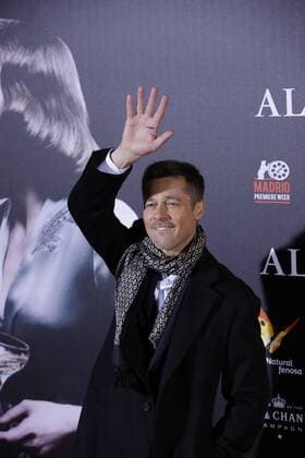 US actor Brad Pitt arrives at premiere of the film Allied in Callao s cinema in Madrid, Spain on 22 November 2016. Allied Premiere in Madrid !ACHTUNG: NUR REDAKTIONELLE NUTZUNG!  20161122-636154478193505352