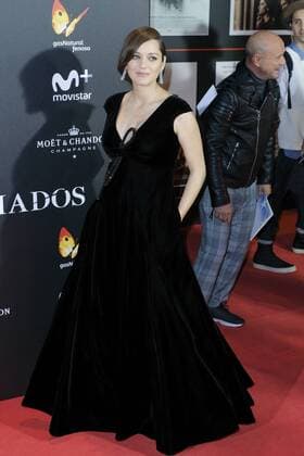 November 22, 2016 - Madrid, Spain - Marion Cotillard attend the Premiere of Allied at cinema Callao of Madrid on November 22, 2016 in Madrid. Spain Madrid Spain  - ZUMAn230 20161122_zaa_n230_246