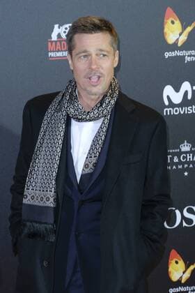November 22, 2016 - Madrid, Spain - US actor Brad Pitt poses as they arrive to attend the Spain premiere of the film Allied in Callao City Lights, central Madrid on November 22, 2016. Madrid Spain  - ZUMAn230 20161122_zaa_n230_247
