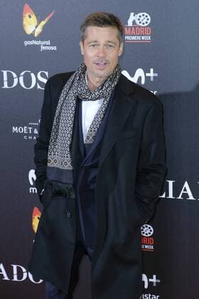 November 22, 2016 - Madrid, Spain - US actor Brad Pitt poses as they arrive to attend the Spain premiere of the film Allied in Callao City Lights, central Madrid on November 22, 2016. Madrid Spain  - ZUMAn230 20161122_zaa_n230_248