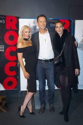Kelly Stafford - Rocco Siffredi - Rosa Caracciolo CELEBRITES : Filmpremiere Premiere Rocco - Paris - 22 11 2016 StephenCaillet Panoramic 