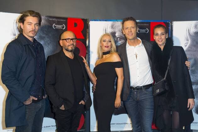 Alban Teurlai - Thierry Demaiziere - Kelly Stafford - Rocco Siffredi - Rosa Caracciolo CELEBRITES : Filmpremiere Premiere Rocco - Paris - 22 11 2016 StephenCaillet Panoramic 