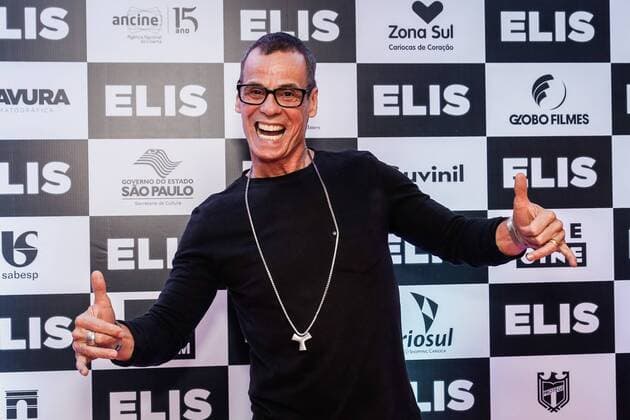 RIO DE JANEIRO, RJ - 22.11.2016: PRÉ ESTRIA DO FILME ELIS - Carlinhos de Jesus, during the pre premiere of Elis Film, held in Rio Sul Shopping Kinoplex, in Rio de Janeiro, RJ. x1233992x  AndréxHorta