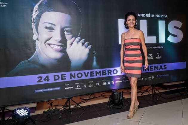 RIO DE JANEIRO, RJ - 22.11.2016: PRÉ ESTRIA DO FILME ELIS - Claudia Ohana, during the pre premiere of Elis Film, held in Rio Sul Shopping Kinoplex, in Rio de Janeiro, RJ. x1234043x  AndréxHorta