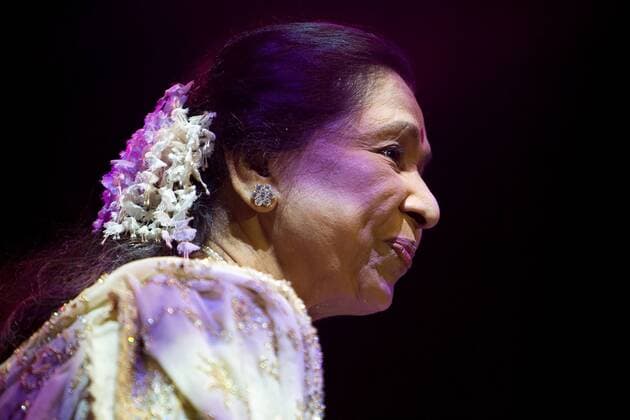 Jul 20, 2008 - Sines, Portugal - Indian singer, ASHA BHOSLE, performs live at the World Music Festival (FMM) in Porto Covo village, 180 kms - ZUMAp93_ 20080720_mkh_p93_470