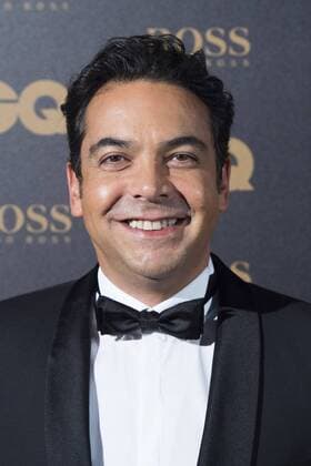 GQ Männer des Jahres Award in Paris Patrick Cohen - GQ Men of the Year Award 2016 - Paris, Frankreich - 23 11 2016 JBAutissier Panoramic 