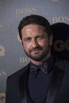 GQ Männer des Jahres Award in Paris GERARD BUTLER - GQ Men of the Year Award 2016 - Paris, Frankreich - 23 11 2016 JBAutissier Panoramic 