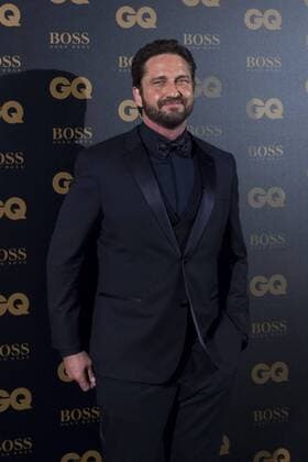 GQ Männer des Jahres Award in Paris GERARD BUTLER - GQ Men of the Year Award 2016 - Paris, Frankreich - 23 11 2016 JBAutissier Panoramic 