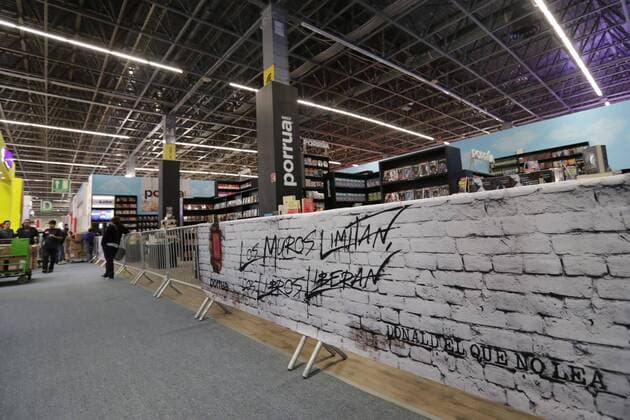 Buchmesse in Guadalajara, Mexiko November 25, 2016 - Mexico - EUM20161125CUL14.JPG .GUADALAJARA, Jal., BooksLibros-Feria del Libro FIL.- Afinan los ultimos detalles para la inauguracion de la 30 edicion de la Feria Internacional del Libro de Guadalajara (FIL), 25 de noviembre de 2016, Expo Guadalajara. El evento inicia este sabado.  - ZUMAu78_ 20161125_zaf_u78_156