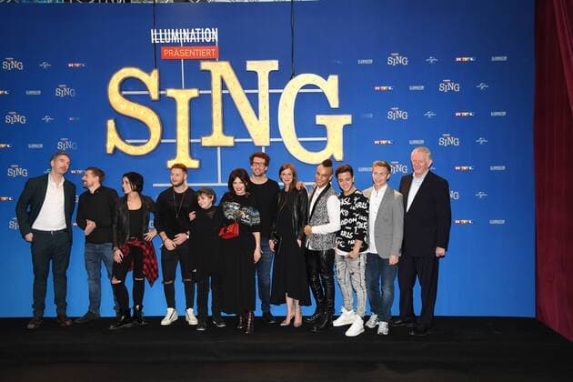 Sängerin Stefanie Kloss (Silbermond), Schauspieler Katharina Thalbach, Iris Berben und Alexandra Maria Lara posiert am 27.11.2016 in Köln bei der Premiere des Kino Film sing .