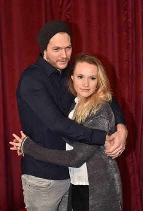 Ex-Bachelorette Anna Hofbauer und ihr Freund Marvin Albrecht posiert am 27.11.2016 in Köln bei der Premiere des Kino Film sing .