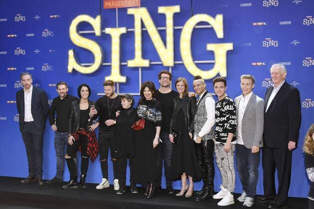 Olli Schulz, Klaas Heufer-Umlauf, Stefanie Kloss, Inscope 21, Katharina Thalbach, Iris Berben, Daniel Hartwich, Alexandra Maria Lara, Prince Damien, Luca Hänni und Lukas Pratschker bei der Premiere des Kinofilms Sing im Cincedom. Köln, 27.11.2016 Foto:xJ.xKrickx xFuturexImage