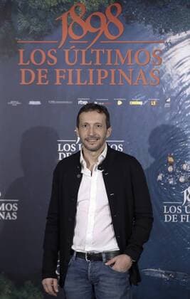 Spanish director Salvador Calvo poses during the presentation of the film Los Ultimos de Filipinas (last ones in Philippines) in Madrid, Spain, on 28 November 2016. The film will be shown on cinemas from 02 December 2016. PRESENTATION OF THE FILM LOS ULTIMOS DE FILIPINAS !ACHTUNG: NUR REDAKTIONELLE NUTZUNG!  20161128-636159377779197322