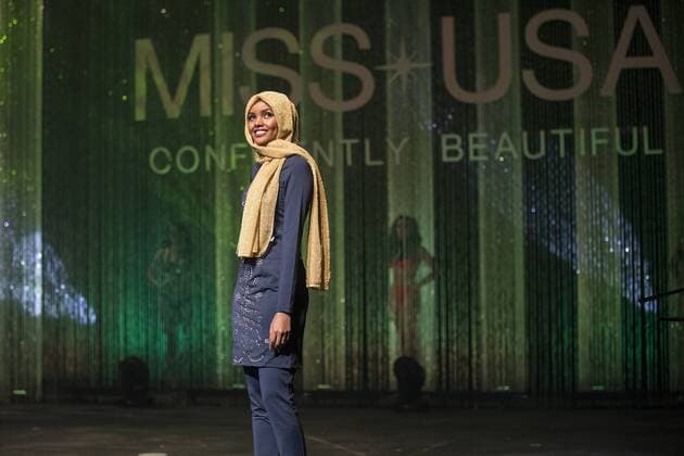 November 26, 2016 - Burnsville, MN, USA - Halima Aden wears a burkini while competing in the preliminary bathing suit round of the Miss Minnesota USA pageant on Nov. 26, 2016 in Burnsville, Minn. Burnsville USA - ZUMAm67_ 20161126_zaf_m67_112