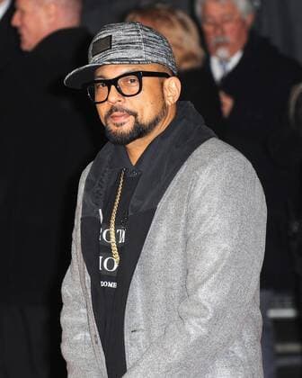 November 28, 2016 - London, England, United Kingdom - Sean Paul attends the World Premiere of I Am Bolt at Odeon Leciester Square. London United Kingdom - ZUMAs147 20161128_zap_s147_025
