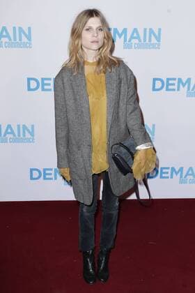 Clemence Poesy - Vor Filmpremiere Premiere - Demain tout commence Plötzlich Papa - Grand Rex Paris - 28 11 2016 GwendolineLeGoff Panoramic 