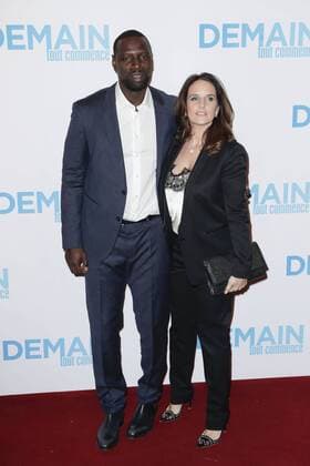 Omar Sy und seine Frau Helene - Vor Filmpremiere Premiere - Demain tout commence Plötzlich Papa - Grand Rex Paris - 28 11 2016 GwendolineLeGoff Panoramic 
