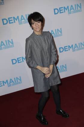 Florence Forestie - Vor Filmpremiere Premiere - Demain tout commence Plötzlich Papa - Grand Rex Paris - 28 11 2016 GwendolineLeGoff Panoramic 