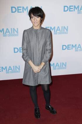 Florence Forestie - Vor Filmpremiere Premiere - Demain tout commence Plötzlich Papa - Grand Rex Paris - 28 11 2016 GwendolineLeGoff Panoramic 