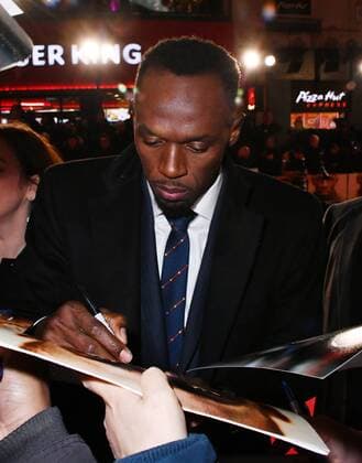 . 28 11 2016. London, United Kingdom. Usain Bolt attends I Am Bolt world film premiere. Screening of documentary I Am Bolt exploring Bolt s legacy of the fastest man in history, at Odeon Leicester Square, London.  xNilsxJorgensenx xi-Imagesx IIM-13910-0041